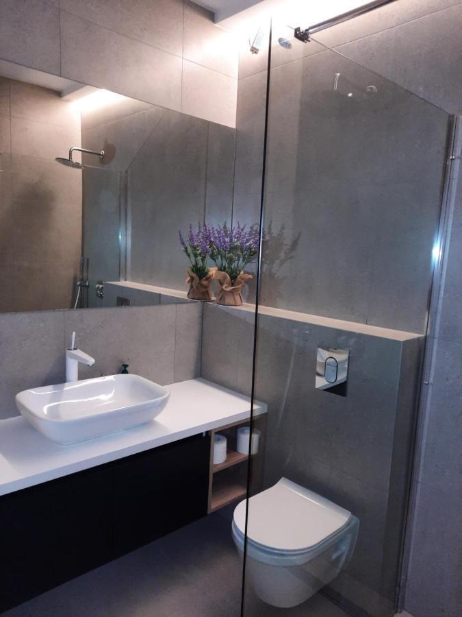 Holiday Apartments & Rooms สปลิท ภายนอก รูปภาพ